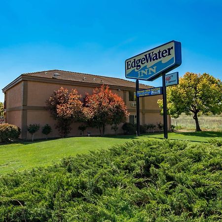 Edge Water Inn Reedley エクステリア 写真